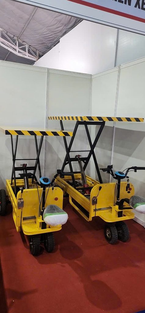 Xe Điện Chở Hàng Nhà Xưởng - Bài Toán Tối Ưu Cho Doanh Nghiệp 4 Giải pháp xe điện chở hàng cho nhà xưởng từ Xe Điện Môi Trường AZ