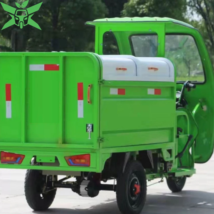 Đánh giá 20 mẫu xe điện chở rác đáng đầu tư 2026 2 Xe điện 3 bánh chở rác thùng kín có mái che